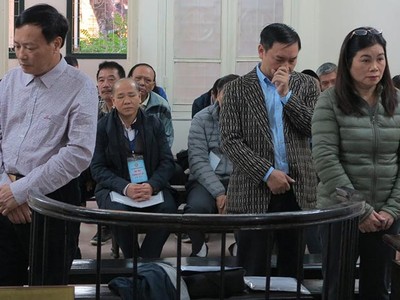 Các bị cáo tại tòa