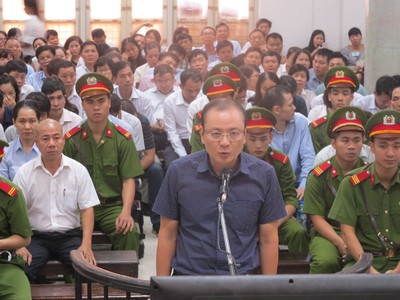 Bị cáo Nguyễn Văn Hoàn.