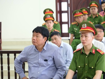 Bị cáo Đinh La Thăng.