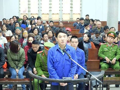 Bị cáo Saga tại phiên tòa sơ thẩm.