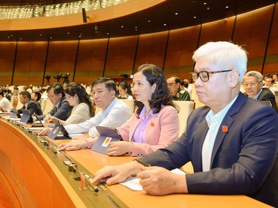 Miễn nhiệm Bộ trưởng Bộ Khoa học - Công nghệ Chu Ngọc Anh và Thống đốc Lê Minh Hưng