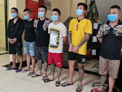 Nhóm đối tượng bị bắt giữ.