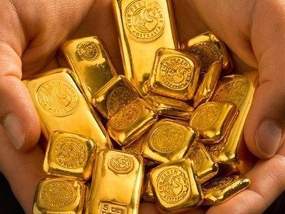 Có nên lao vào nắm giữ vàng trong thời điểm này?