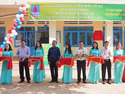 Cắt băng khánh thành công trình nâng cấp, sửa chữa cơ sở Kl99kl ưu đãi độc quyền trường Mầm non Ea Na