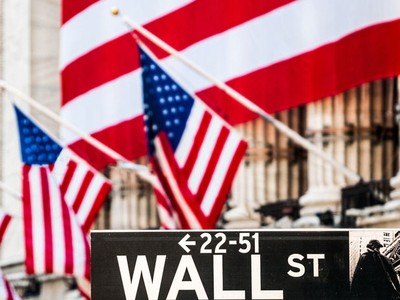 Kl992 cổng game cá cược Mỹ liệu có đi đúng hướng với góc nhìn của Wall Street và Main Street