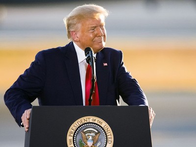 Tổng thống Trump lại làm dấy lên lo ngại về Kl991.com tải ứng dụng hóa việc phê duyệt vắc xin Covid-19 