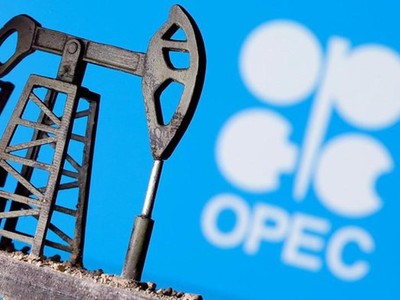 Reuters: OPEC+ đang xem xét gia hạn cắt giảm sản lượng