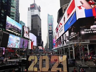 Bloomberg: Nền Kl992 cổng game cá cược thế giới đột ngột gặp khó khăn về mọi thứ