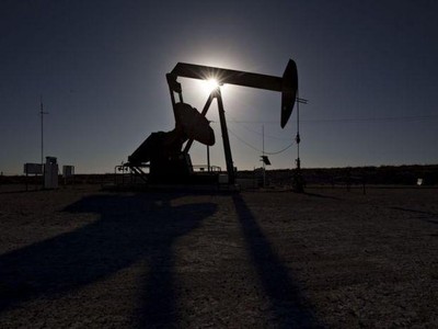 OPEC đạt được thỏa hiệp tạm thời với UAE về sản lượng dầu