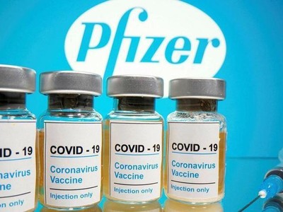 FDA cấp phép hoàn toàn vắc xin Covid-19 của Pfizer