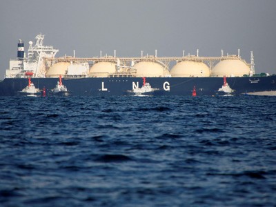 Châu Âu, châu Á tìm nguồn cung cấp LNG dài hạn trước xu hướng giá biến động mạnh