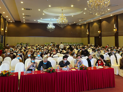 Khách sạn Đông Á (DAH) bổ nhiệm Chủ tịch HĐQT