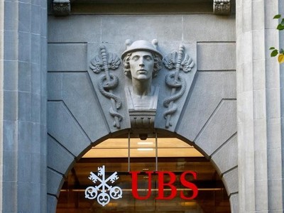 Bloomberg: UBS đang xử lý các khoản cho vay rủi ro của Credit Suisse với các khách hàng châu Á