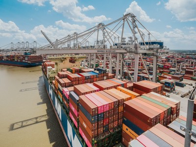 Ngành vận tải biển chuyển hướng Kl994 nhà cái bóng đá world cup container ra khỏi Trung Quốc