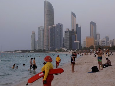 Dubai và Abu Dhabi chạy đua thu hút các nhà quản lý 99Kl.app cổng game giải trí trên thế giới