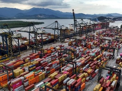 Mỹ áp thuế 25% đối với một số hàng hóa từ Brazil