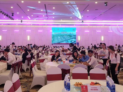 1.000 khách hàng tham gia lễ mở bán dự án Cát Tường Phú Hưng