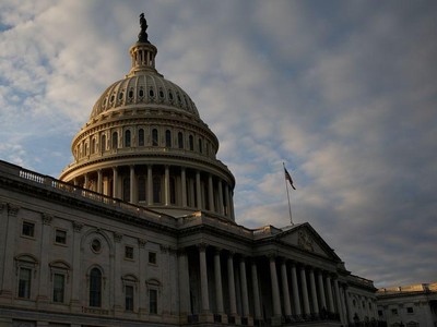 Ủy ban Quốc hội Hoa Kỳ sửa đổi thuế suất cho người giàu theo đề xuất của ông Biden