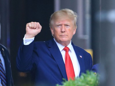 Ông Donald Trump vẫn nhận được nhiều sự ủng hộ sau các cáo buộc tại Mỹ