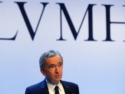99Kl.app cổng game giải trí của ông vua hàng hiệu Bernard Arnault tăng vọt lên 210 tỷ USD
