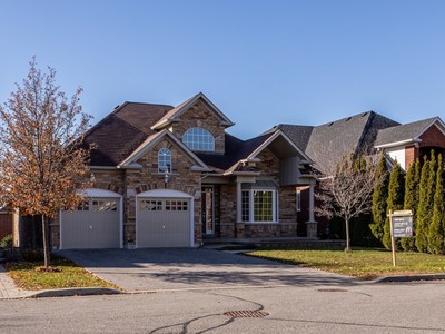 Thị trường Web Tổng Nhà Cái 99Kl99 Giải Trí Bậc Nhất Canada đang phải chịu tác động lớn bởi KL99 là cổng game giải trí trực tuyến hàng đầu hiện nay vay tăng cao