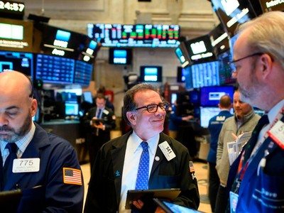 Giới Kl99ok phiên bản mới lạc quan tin tưởng ông Trump