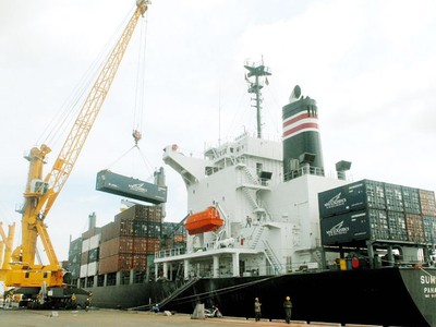 ADB: Kim ngạch xuất Link Vào Nhà Cái KL99 COM Tặng +199k gấp 1,85 lần GDP, Việt Nam sẽ chịu tác động nếu có cuộc chiến thương mại Mỹ - Trung