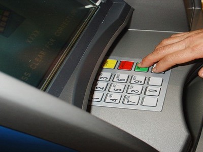 Có được phép rút tiền mặt từ tài khoản thấu chi?
