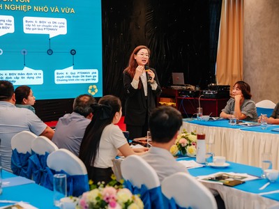 Bà Nguyễn Thị Kim Phượng - Phó Giám đốc Ban Khách hàng Kl991.com World Cup 2026 Chính Thức BIDV – phát biểu tại Diễn đàn.