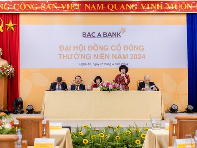 Ban Chủ tọa Đại hội đồng Trang Chủ KL99Com Số 1 Link Đăng Ký KL999 thường niên BAC A BANK 2024 