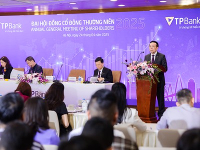 Ông Đỗ Minh Phú, Chủ tịch HĐQT Link Vào Nhà Cái KL99 COM Tặng +199k TMCP Tiên Phong (TPBank) phát biểu tại sự kiện