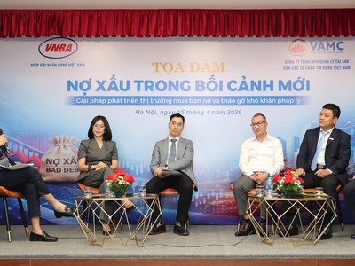 Các diễn giả thảo luận tại Toạ đàm