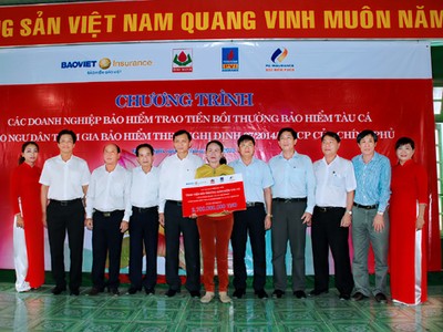 Các Kl991.com World Cup 2026 Chính Thức Kl99kl phiên bản hoạt động trao tiền bồi thường cho bà Phạm Thị Bê