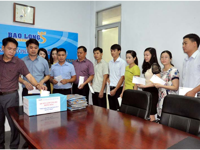 Kl99kl phiên bản hoạt động Bảo Long ủng hộ người dân Quảng Ninh chịu mưa lũ