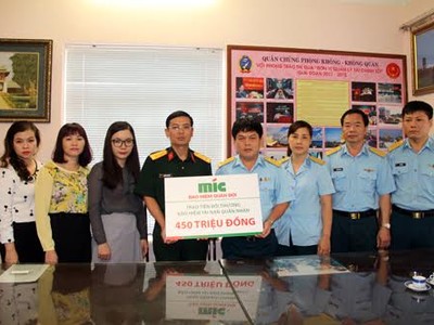 MIC trao bồi thường Kl99kl phiên bản hoạt động tai nạn quân nhân phi hành đoàn Casa 212