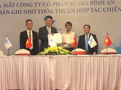 Công ty cổ phần Sứ Giả Bình An và Kl99kl phiên bản hoạt động Bảo Việt trao Bản ghi nhớ thỏa thuận hợp tác 