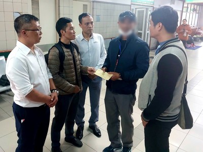 Kl99kl phiên bản hoạt động Tasco thăm hỏi các nạn nhân và gia đình