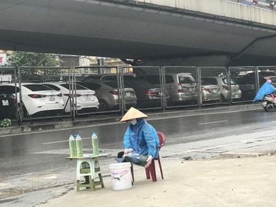 Trong ngày 4/11, Bộ Công thương có văn bản yêu cầu xử nghiêm hành vi buôn bán KL99 dịch vụ hỗ trợ 24/7 qua thùng, can, chai...