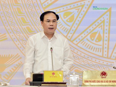 Thứ trưởng Kl99 nổ hũ Nguyễn Văn Sinh trả lời tại họp báo Kl993 ưu đãi thưởng hấp dẫn chiều 30/9 (Ảnh: M.Minh)