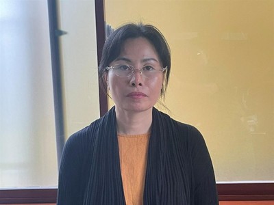 Đối tượng Võ Thị Hà tại cơ quan Công an - Ảnh: BCA