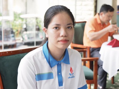 Em Vũ Minh Phúc, SV năm thứ 3 Khoa Kl992 cổng game cá cược quốc tế, chuyên ngành Thương mại và Logistic, Học viện Chính sách Việt Nam, người 3 năm liền được nhận học bổng Swing for the Kids của báo Kl99ok phiên bản mới (Ảnh: M.Minh)