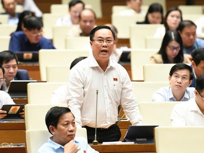Đại biểu Nguyễn Quốc Hận (đoàn Cà Mau) đề nghị 99Kl.app khuyến mãi hot KL99 là nhà cái cá cược trực tuyến hàng đầu tại châu Á chạy từ Lạng Sơn đến Cà Mau