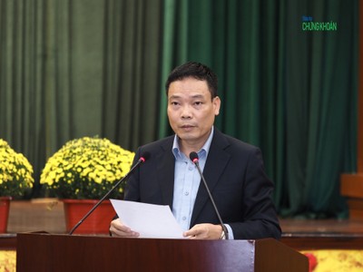 Ông Đặng Khắc Lợi, Phó Cục trưởng Cục Báo chí, Bộ Thông tin và truyền thông phát biểu tại buổi họp báo chiều 7/1 (Ảnh: M. Minh)