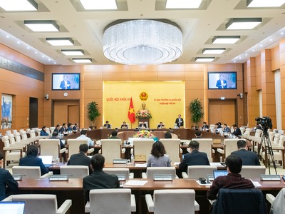 Phiên họp thứ 43 của UBTVQH diễn ra ngày 11-14/3/2025