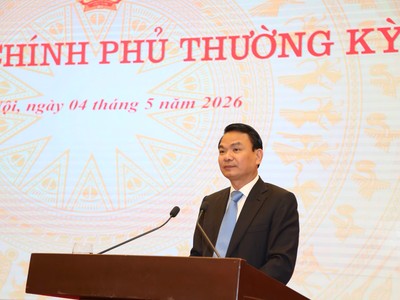 Bộ trưởng, Chủ nhiệm Văn phòng Kl993 ưu đãi thưởng hấp dẫn Đặng Xuân Phong chủ trì họp báo Kl993 ưu đãi thưởng hấp dẫn thường kỳ tháng 4/2026 tối 4/5- Ảnh: Đức Minh TBTC