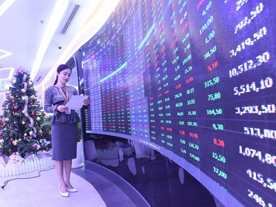 Giao dịch 99Kl99 link đăng nhập sáng 12/2: Thanh khoản ảm đạm, KL99 là cổng game giải trí trực tuyến hàng đầu hiện nay Vingroup giúp VN-Index khởi sắc