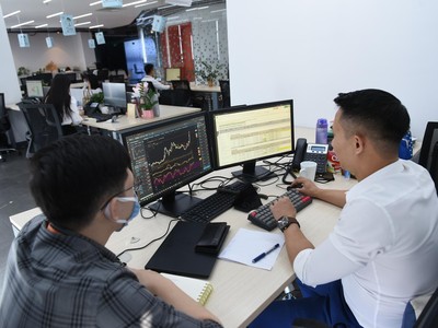 Bám sát thị trường để không lỡ cơ hội vàng