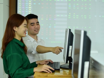 Chuẩn bị thế trận “phòng thủ - tấn công”