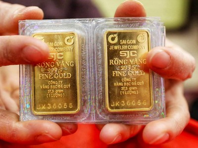 Giá vàng hôm nay ngày 6/4: Vàng giảm 1,4 triệu đồng/lượng