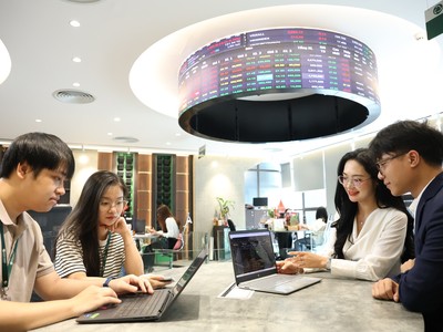 Chọn hàng cho nửa cuối năm